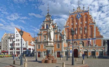 Латвия (документы временно не принимаются). Туристическая виза